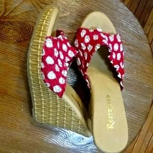 Pair wedge slip on red/white shoes
